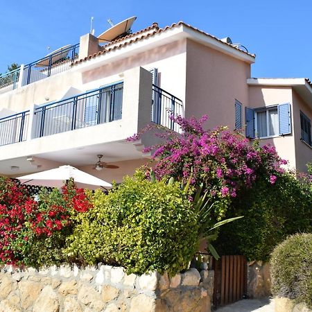 Townhouse In Paradise Gardens Paphos Extérieur photo